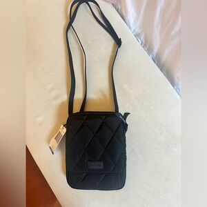 Vera Bradley Black Crossbody Bag Elegant Design